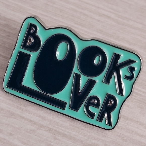 Books Lover Enamel Pin - Picture 7 of 7